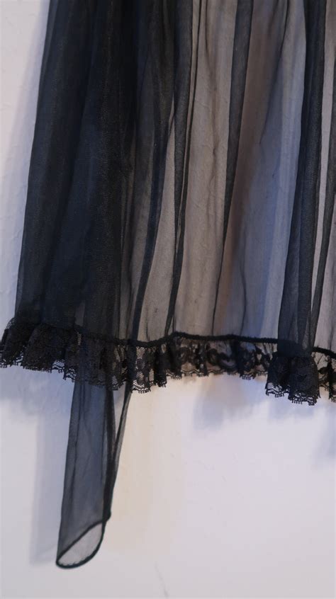 Vintage 70 S Black Lace Lingerie Sheer Backless Babydoll Tie Back Deep V Neck Romantic Sexy
