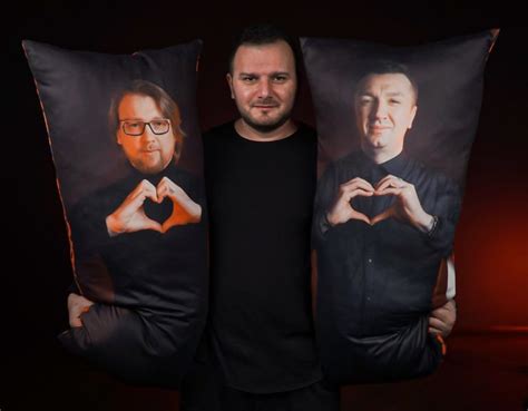 Велика подушка з фото Сергія Іванова — висока якість, швидка доставка ...