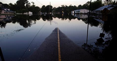 Deadly Rain And Flooding In Louisiana Photos Thousands Rescued As