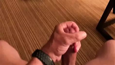 Cuck Kommt W Hrend Er Beobachtet Wie Seine Frau Sex Mit Ihrem Stier Hat Xhamster