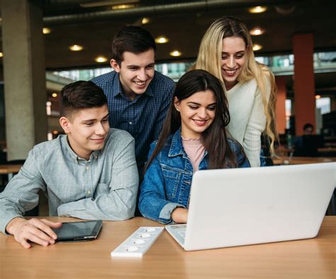 Rok Akademicki Rekrutacja Na Studia Kiedy Si Zaczyna I