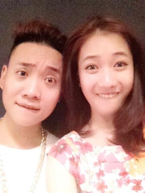 Soi những khoảnh khắc siêu cute của các cặp đôi hot teen Việt