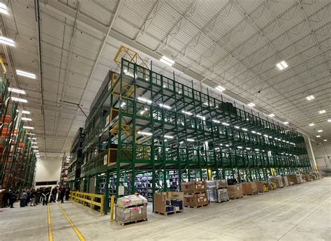 Carquest, Worldpac showcase Ontario DC, talk growth - Jobber Nation