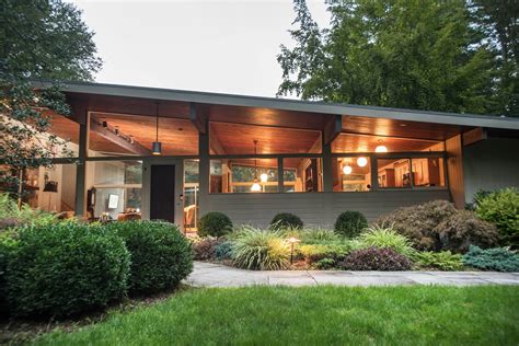 Photo 2 Of 12 In Own An Iconic Midcentury In New Canaan For 155m Dwell