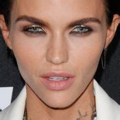 Ruby Rose Makeup Black Eyeshadow Bronze Eyeshadow Nude Lipstick Steal Her Style