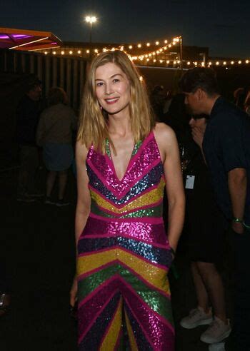 Rosamund Pike Mspike Nude OnlyFans The Fappening Plus