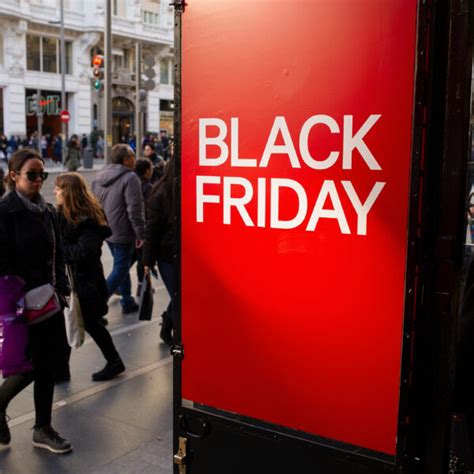 Black Friday 2024 kiedy jest i na jakie promocje warto polować