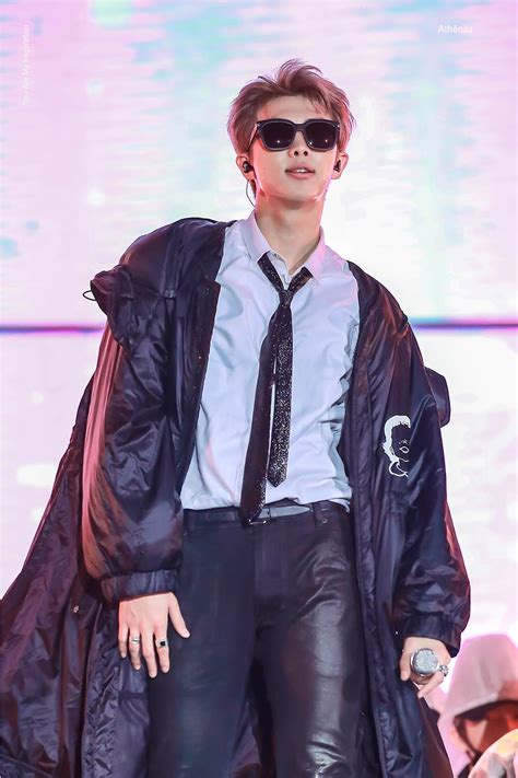 20+ горячих фото участников BTS в кожаной одежде - K-pop