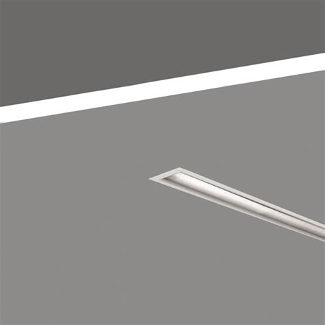 NOTUS 16 UGR LINEAR LED IN