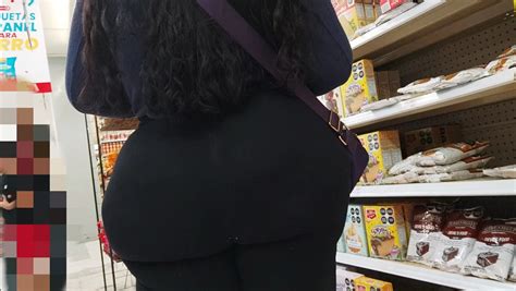 PAWG Big Ass And Perfect Shape Spandex Leggings Yoga Pants Forum