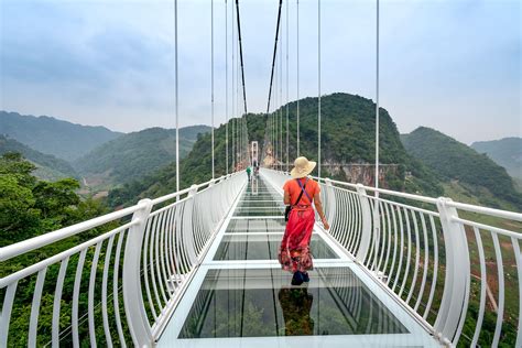 Bach Long Le Plus Long Pont De Verre Du Monde Au Vietnam