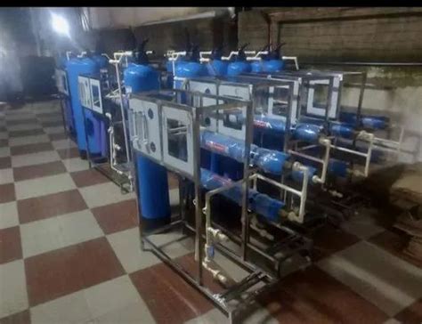 Pure Logic High Pressure Reverse Osmosis Plant Water Storage Capacity