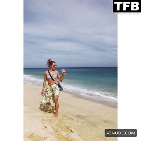 Christine Lakin Nude Aznude