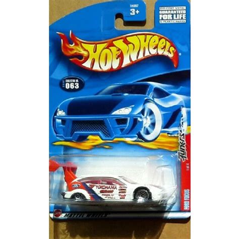 Jual Hot Wheels Ford Focus 2002 Yokohama Performa 1 64 White Di Seller SouLMerchant
