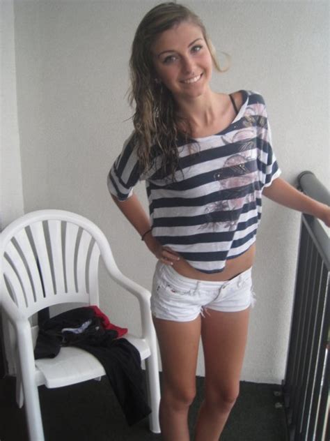 Hottie With A Nose Ring Porn Pic