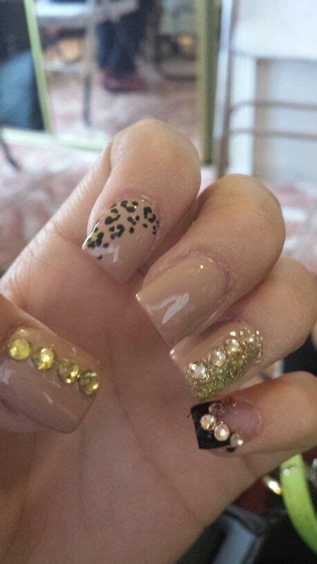 Gold Nude Nails Nail Art Nails Nude Nails