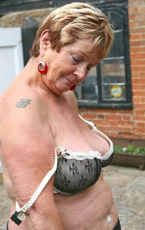 Donnys Mature Woman Tumblr Tumbex