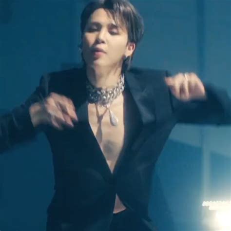 On Twitter JIMIN IS NAKED INSIDE WTH