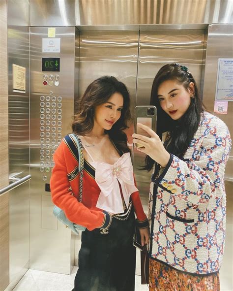 Lâu lắm Hà Lade mới diện bikini tuy sexy đáo để nhưng dân tình lại chú ý đến vòng 1 phổng phao