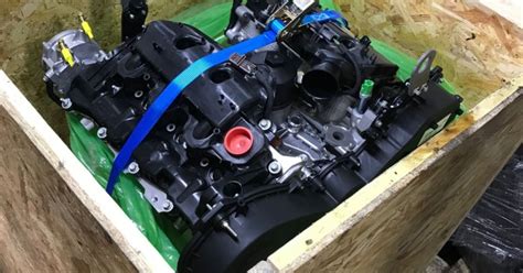 Land Rover LR127427 Komple Motor - LR127427