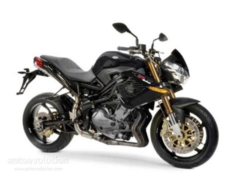 Benelli Tornado Naked Tre Moto Zombdrive