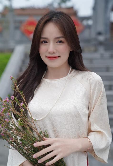 Top H Nh Nh Th Nhung M C Bikini Xinh P R Ng Ng I