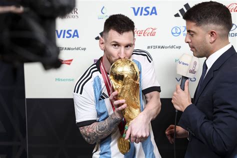 Messi Como Un Ejemplo Para Su País Considera El Canciller Argentino