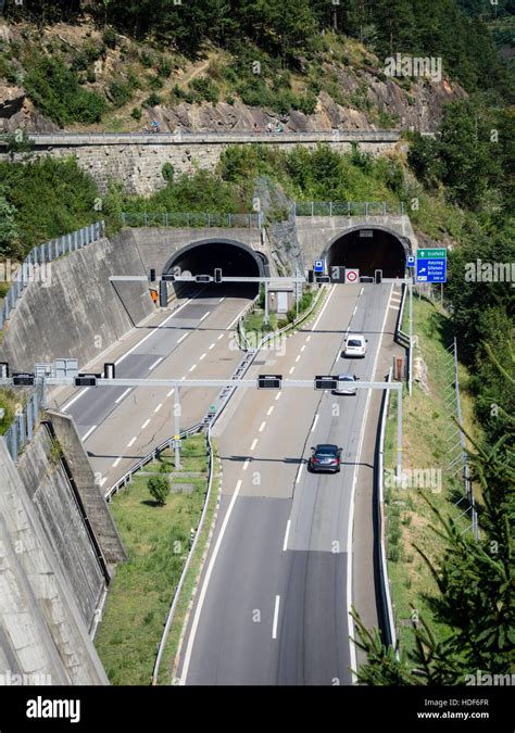 Gotthard-Tunnel - HaramCionne