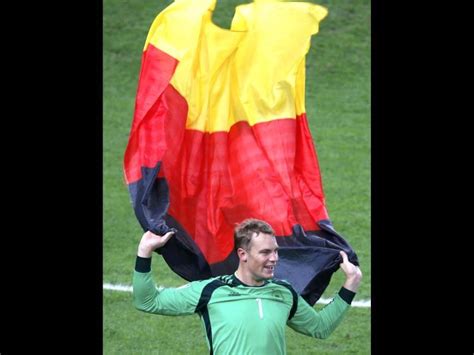 neuer wins golden glove     awesome experience india news