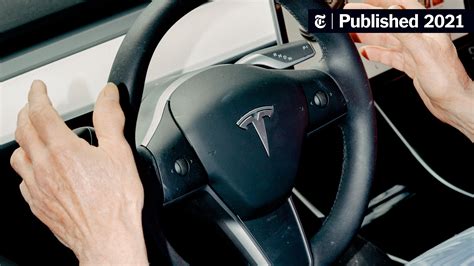 Tesla Sells ‘Full Self-Driving,’ but What Is It Really? - The New York