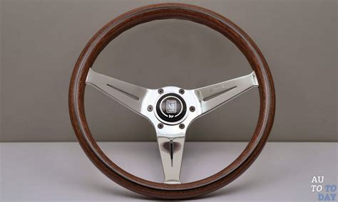 Деревянный руль: изготовление своими руками, как сделать вставки из ...