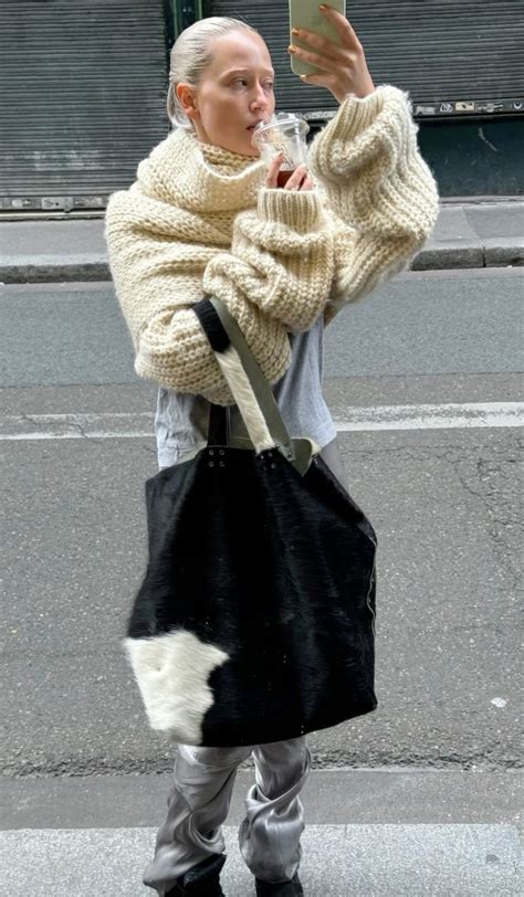 Pin By Sex And Calories On Pinterest Is A Prude Street Fashion Men Streetwear Minimalism