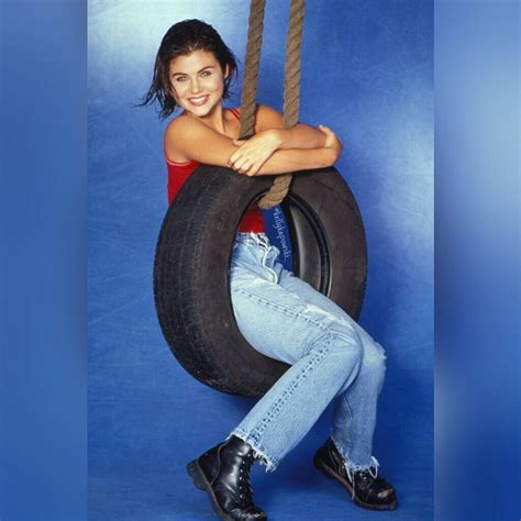 50 Hot And Sexy Kelly Kapowski Photos 12thBlog