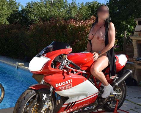 La Belle Et La Bete The Beauty And The Beast Porn Pictures Xxx Photos Sex Images Pictoa