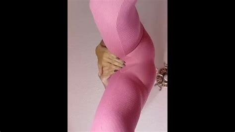 Blonde Pisses In Pink Leggings And Splashes Her Phone Pornhub