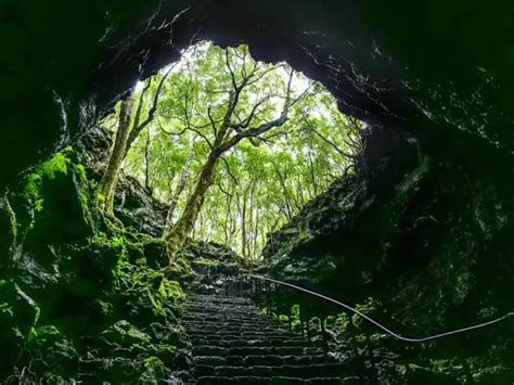 O Que Significa Gruta - Gruta das Torres - Como visitar esta linda gruta no Pico