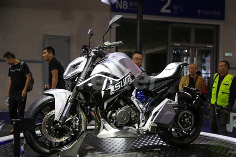 BENDA ASURA Versi Naked Terkini Motoqar