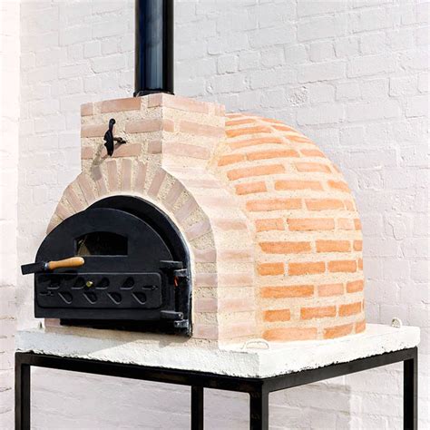 Fuego Brick Clay Domed Small Outdoor Brick Pizza Oven