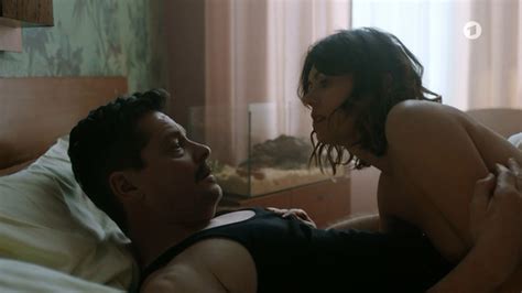 Nude Video Celebs Jeanne Tremsal Nude Falk S E