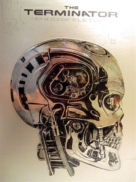 Hot Toys QS002 The Terminator Endoskeleton