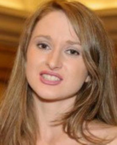 Anika Fox Model Page Xvideos