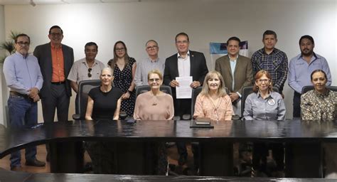 Firma JCAS Convenio Con ONGs Para Llevar Agua Potable A Municipios