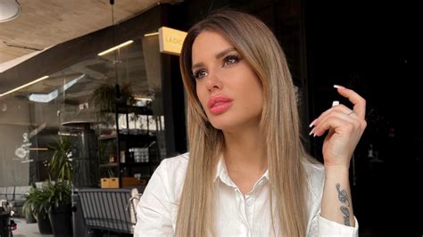 Te Pasaste Gala Caldirola Saca Suspiros Con Fotito En Bikini Radio Coraz N