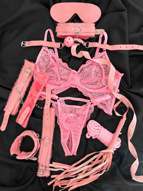 Kit Apressadinha Sexy String Completo Ju Lingerie Lingeries Sensuais Conforto E Desejo Em