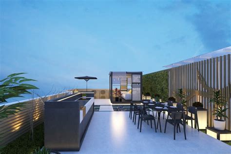 Ngọc Trinh treo ảnh nude trong căn hộ triệu đô