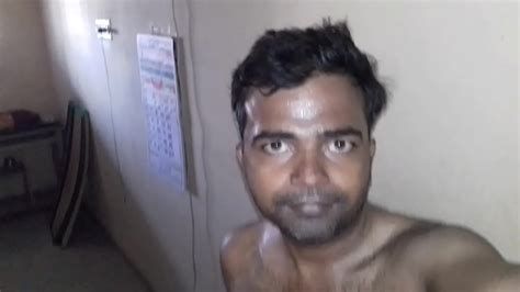 Indian Guy Nude Pissing XNXX