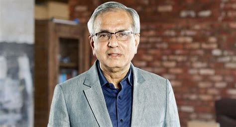 niti aayog vice chairman rajiv kumar surprised  stock markets