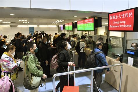 港人北上成熱潮 深圳口岸推多項措施便捷過關 星島日報