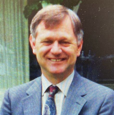 Dr. Fred Sanders Obituary - Kingsport, TN