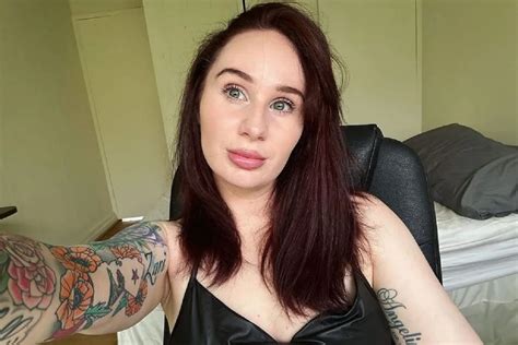 Who Is Ashley Elliott? Age, Wiki, Husband, Height, Family, Ethnicity 